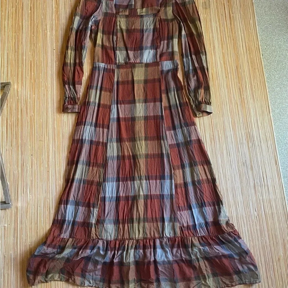 Gravel and Gold Velutina Maxi Dress in Plaid size Small - Picture 6 of 7